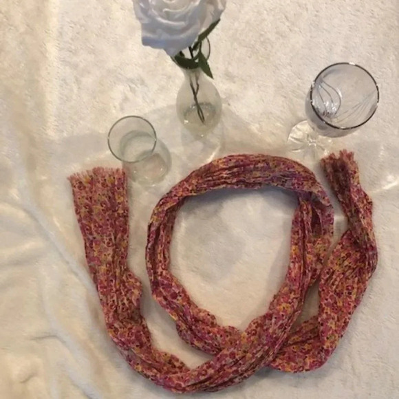 Bundle 2 colorful scarves - Picture 1 of 9